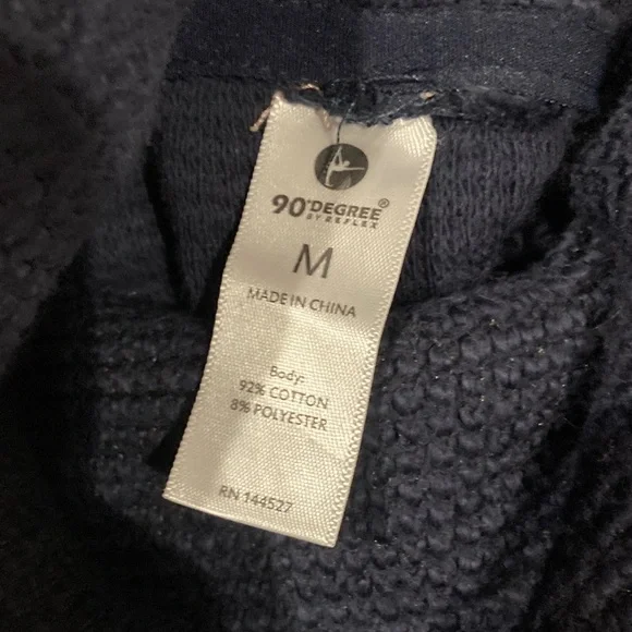 Pullover lot of 3 - Picture 4 of 7